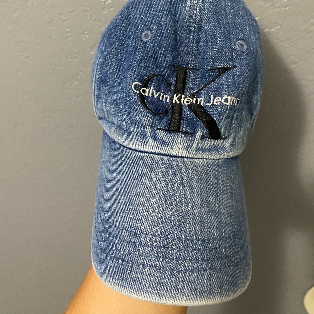 Calvin Klein hat